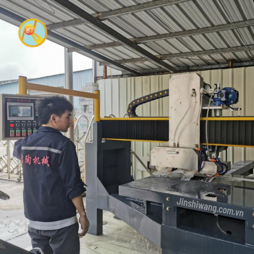 Máy cắt cầu đá, gạch CNC tự động 3 lưỡi cắt khổ 3m2 C3-E3200